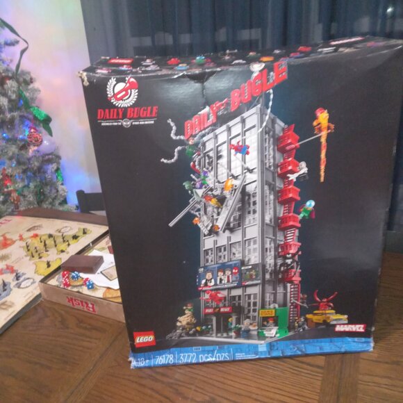 Lego daily bugle - Picture 3 of 5